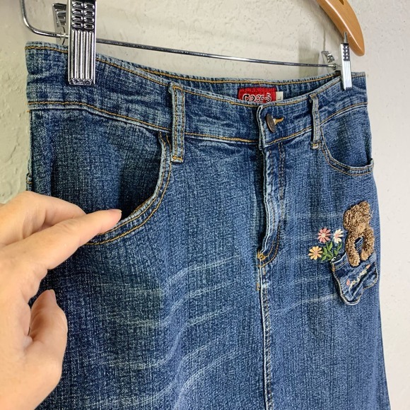 COCO-5‎ Vintage Embroidered Novelty Teddy Bear Flowers Western Denim Midi Skirt - Picture 7 of 14